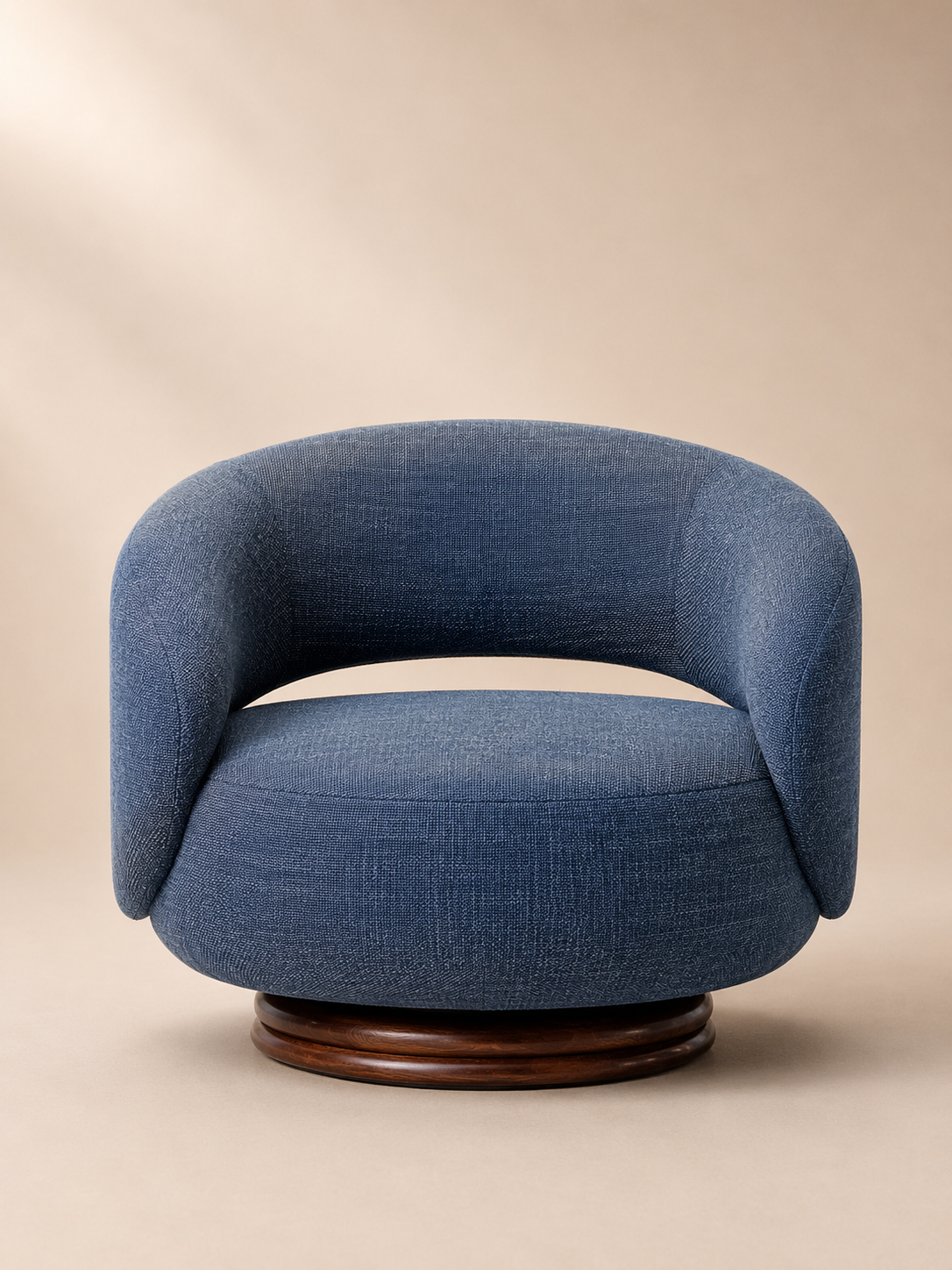 Supellex Home poltrona giratoria Bao tapizada en lino color azul con base redonda de madera - vista frontal