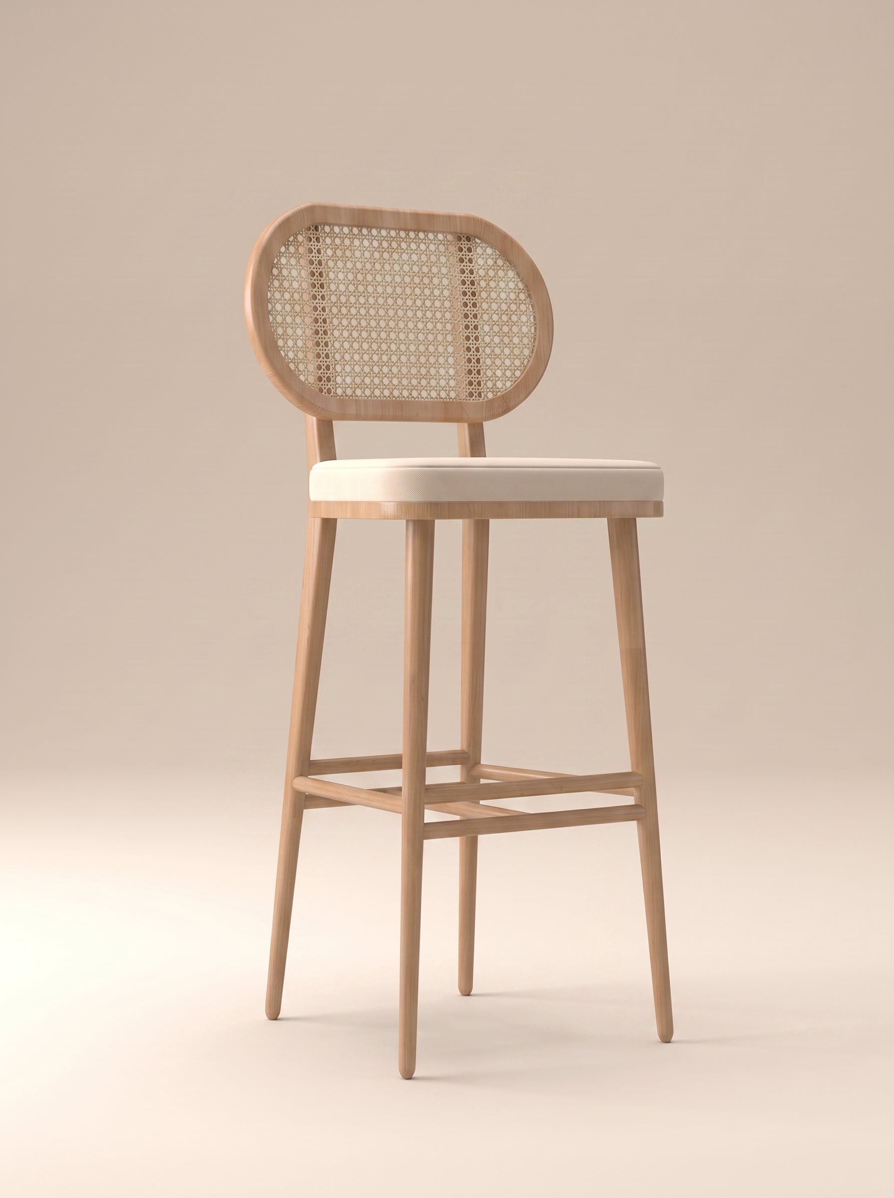Supellex Home silla de barra Acre color beige con respaldo ovalado en esterilla y estructura en madera natural - vista en perspectiva tres cuartos