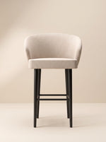 Supellex Home silla de barra Alice color beige con patas en madera de color negro - vista frontal